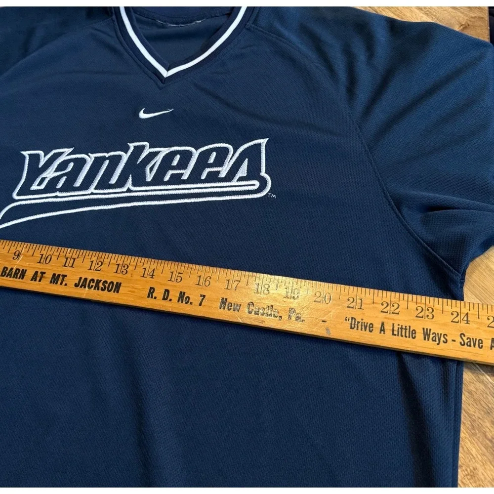 Nike New York Yankees Baseball Jersey Men's‎ Navy V-Neck Short Sleeve